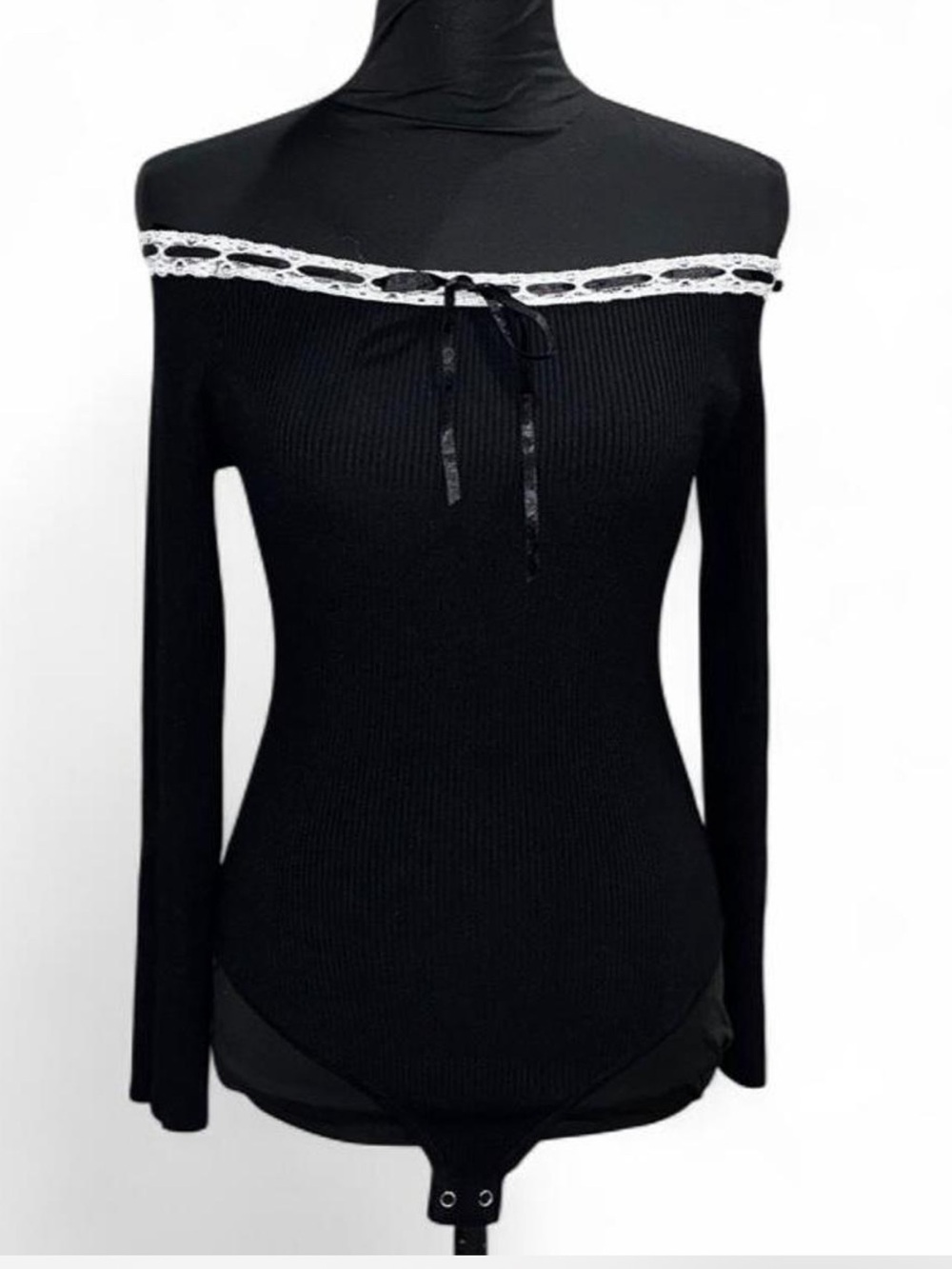 Sweet Rain Black Off-the-Shoulder Ribbed Sweater with White Lace Trim